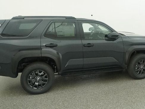 New 2026 Toyota 4Runner SR5 AWD/4WD image 10