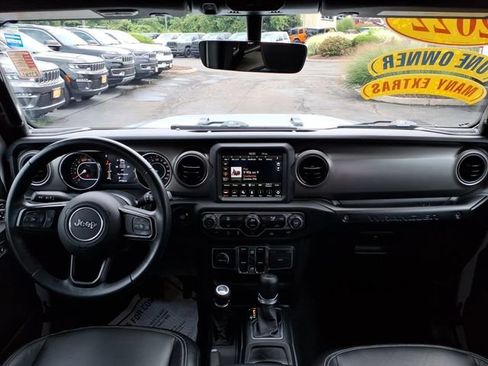 Used 2022 Jeep Wrangler Unlimited Sport w/ Sun And Sound Package AWD/4WD image 14