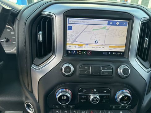 Used 2019 GMC Sierra 1500 SLT w/ SLT Premium Plus Package image 23