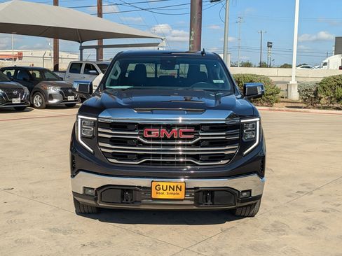Used 2023 GMC Sierra 1500 SLT image 8
