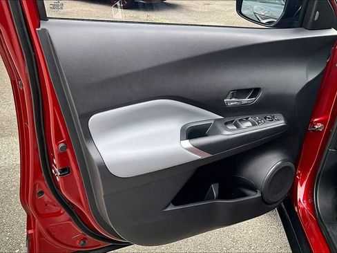 Used 2024 Nissan Kicks SR w/ SR Premium Package FWD image 22