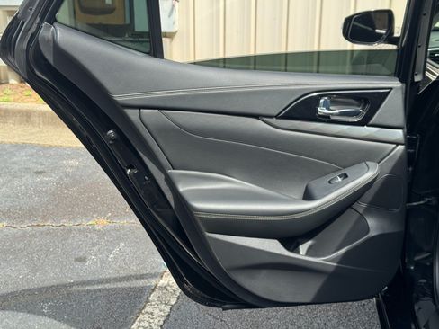 Used 2022 Nissan Maxima SV w/ Floor Mat Group FWD image 37