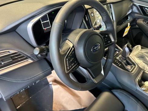 Used 2025 Subaru Outback Limited XT AWD/4WD image 11