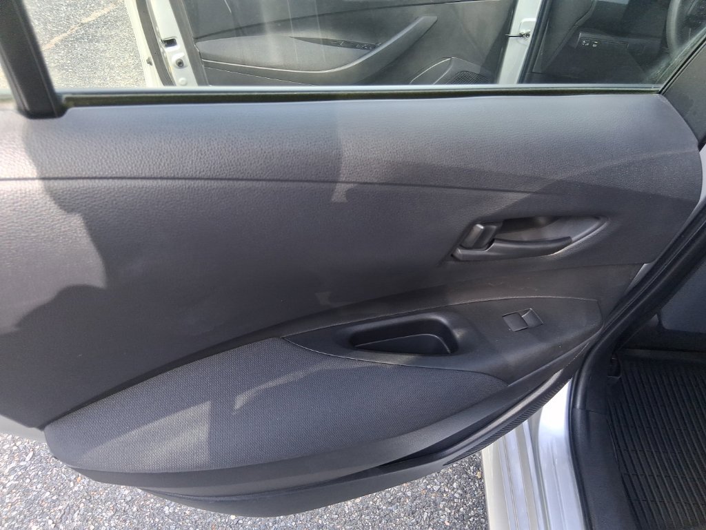 Used 2023 Toyota Corolla LE FWD image 16