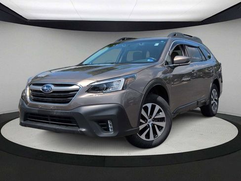 Used 2021 Subaru Outback Premium AWD/4WD image 1