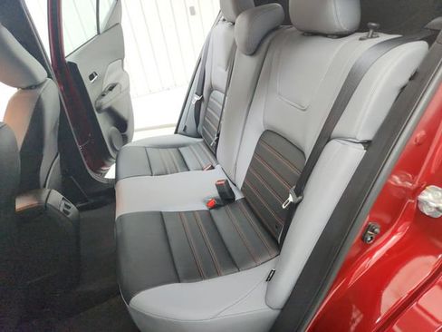Used 2023 Nissan Kicks SR w/ SR Premium Package FWD image 29