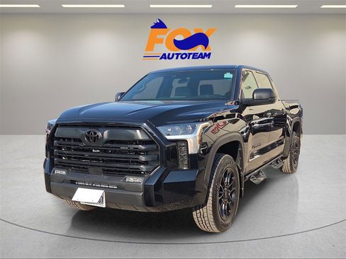 Used 2025 Toyota Tundra SR5 image 4