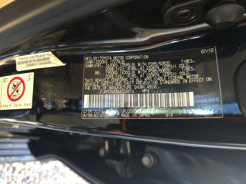 Used 2010 Lexus LX 570 4WD image 29