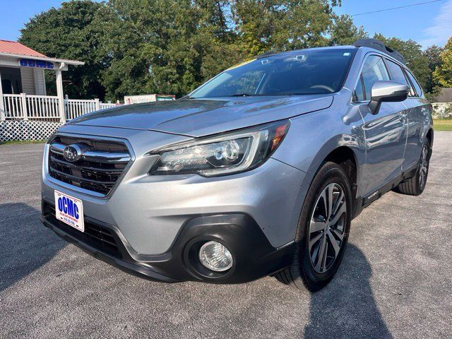 Used 2019 Subaru Outback 2.5i Limited AWD/4WD image 3