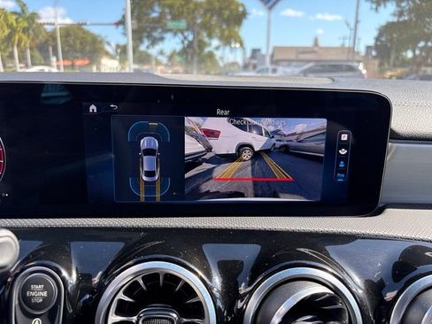 Used 2025 Mercedes-Benz CLA 250 image 23