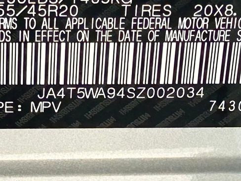 Used 2025 Mitsubishi Outlander 4WD Plug-In Hybrid image 58