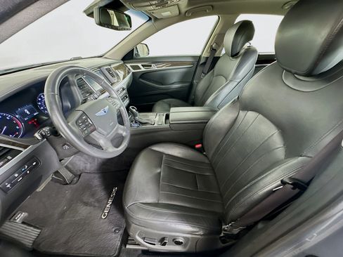 Used 2015 Hyundai Genesis 3.8 w/ Option Group 02 RWD image 13