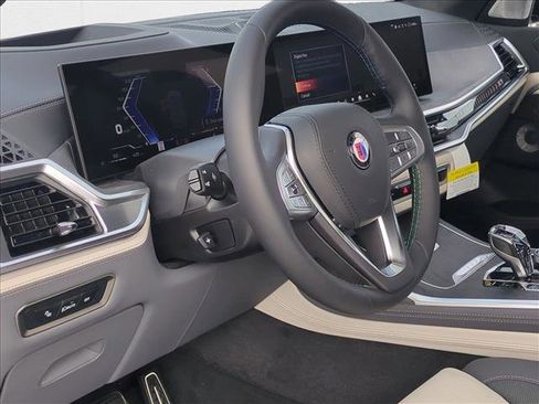 New 2026 BMW ALPINA XB7 image 9