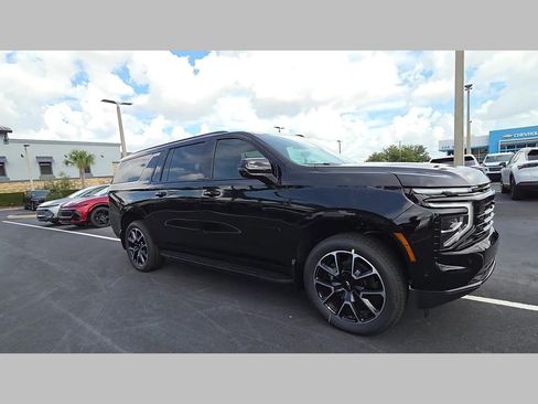 New 2026 Chevrolet Suburban RST w/ Comfort Package RWD image 26