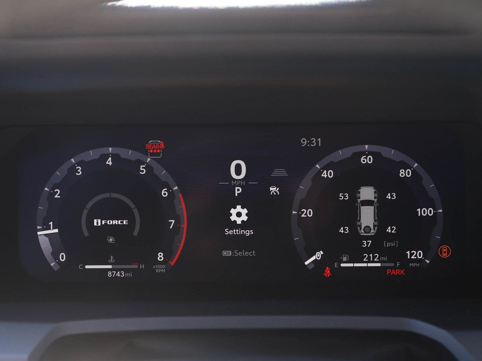 Used 2025 Toyota 4Runner TRD Off-Road Premium AWD/4WD image 25