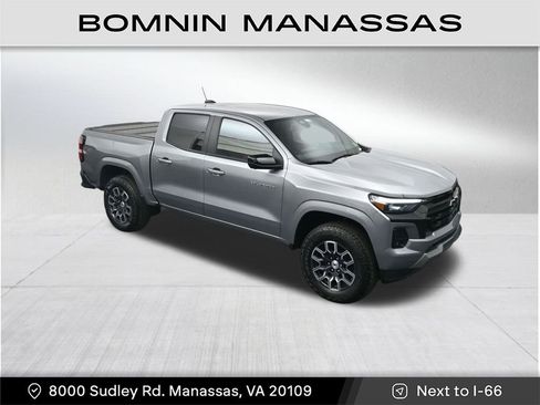 Used 2024 Chevrolet Colorado Z71 w/ Z71 Convenience Package 2 image 22