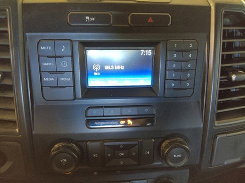 Used 2015 Ford F150 XL w/ Equipment Group 101A Mid RWD image 25