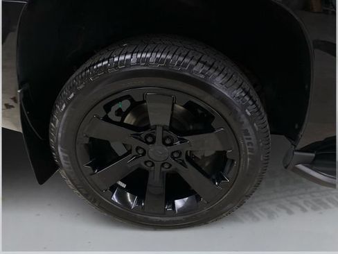 Used 2017 Chevrolet Tahoe LT AWD/4WD image 17