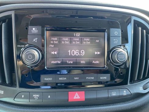 Used 2022 RAM ProMaster City Tradesman w/ Window Group 05 image 15