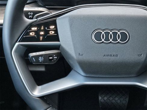 New 2025 Audi Q5 2.0T Premium Plus image 15