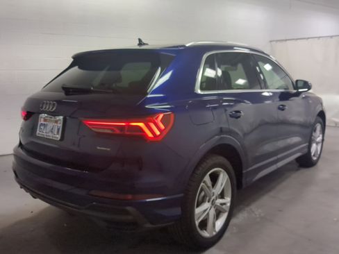 Used 2022 Audi Q3 2.0T Premium w/ Convenience Package image 3