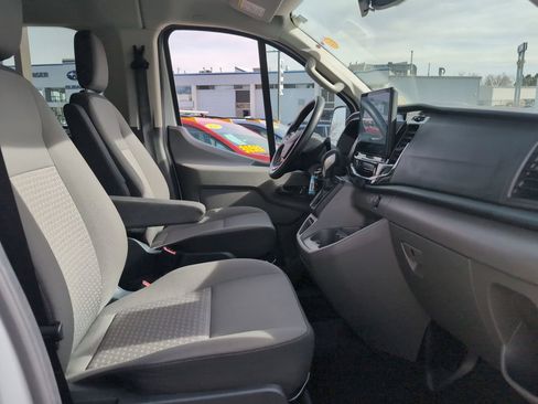 Used 2023 Ford Transit 350 XLT image 15