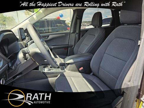 Used 2023 Ford Escape Base image 12