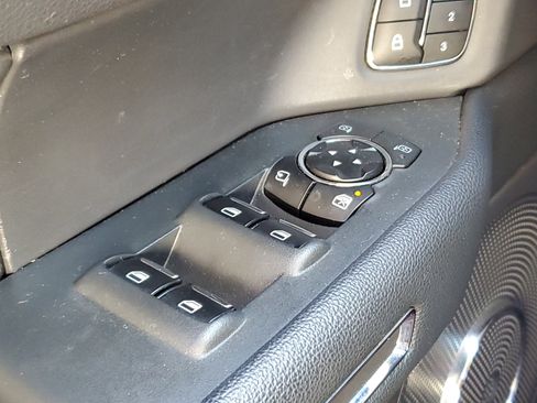 Used 2023 Ford Expedition Max XLT image 26