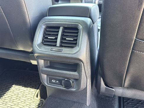 Used 2024 Volkswagen Tiguan SEL R-Line AWD/4WD image 27