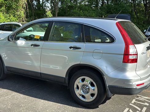Used 2010 Honda CR-V LX image 6