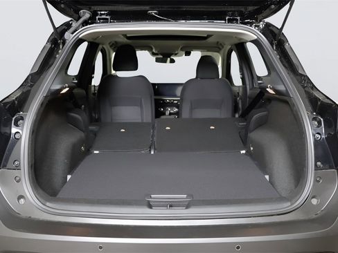 Used 2025 Nissan Kicks SV w/ SV Premium Package image 12