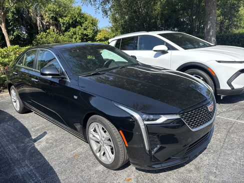 Used 2026 Cadillac CT4 Luxury RWD image 4