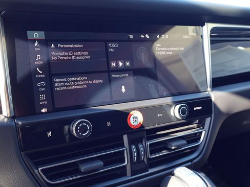 New 2026 Porsche Macan S image 17