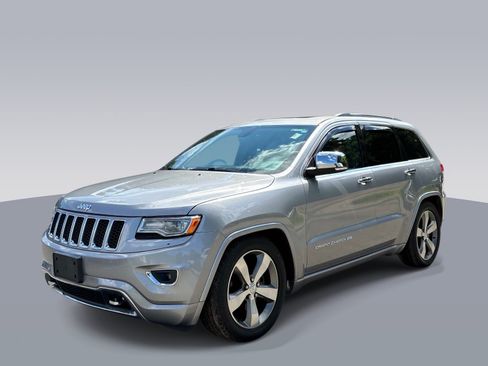 Used 2016 Jeep Grand Cherokee Overland AWD/4WD image 3