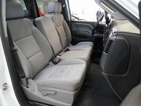 Used 2019 Chevrolet Silverado 1500 Custom w/ Custom Convenience Package image 29