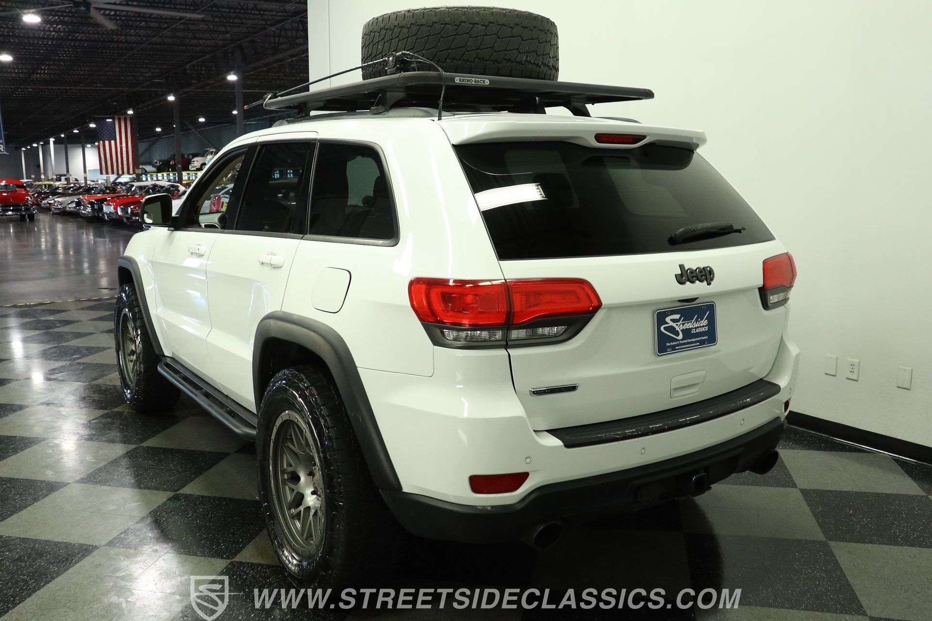 Used 2014 Jeep Grand Cherokee Limited w/ Luxury Group II AWD/4WD image 8