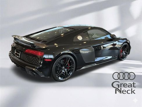 Used 2023 Audi R8 V10 performance image 8