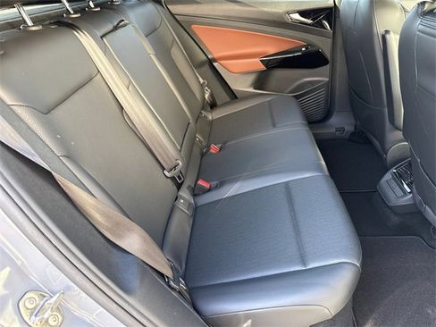 Certified 2022 Volkswagen ID.4 Pro S image 28