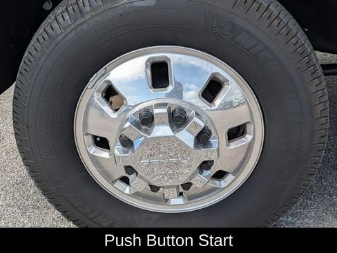 Used 2026 GMC Sierra 3500 Denali w/ Denali Reserve Package AWD/4WD image 11