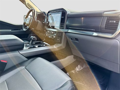 Used 2023 Ford F150 Lariat w/ Equipment Group 502A High image 31