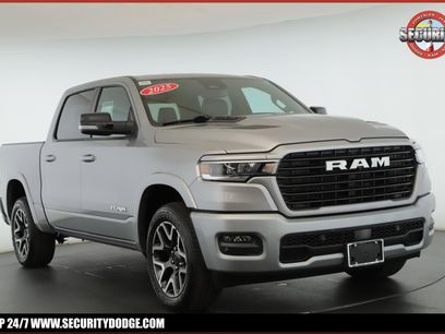 Used 2025 RAM 1500 Laramie w/ Sport Appearance Package