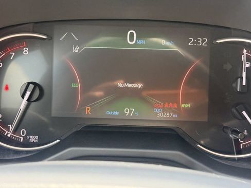 Used 2025 Toyota RAV4 XLE FWD image 22
