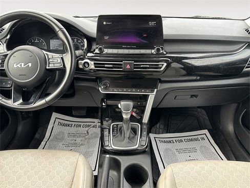 Used 2022 Kia Seltos EX image 11