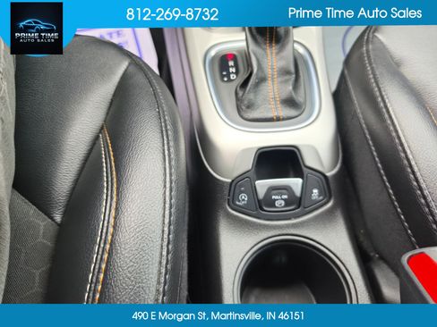 Used 2020 Jeep Compass Latitude w/ Popular Equipment Group AWD/4WD image 13