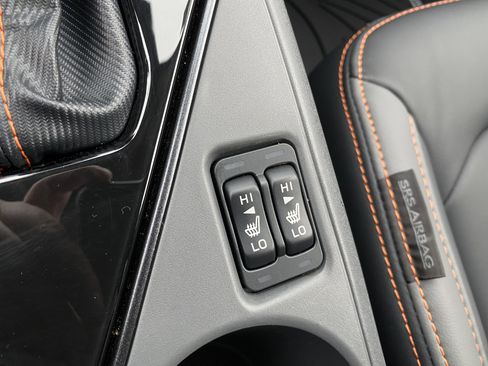 Used 2025 Subaru Crosstrek 2.5i Limited w/ Crosstrek Mirror Package image 32