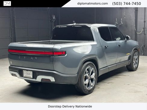 Used 2023 Rivian R1T Adventure image 6