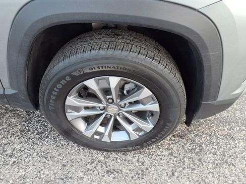 Used 2025 Chevrolet Equinox LT FWD image 36
