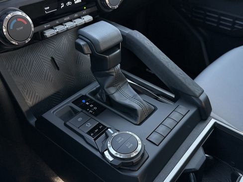 New 2026 Toyota Tacoma SR5 AWD/4WD image 17