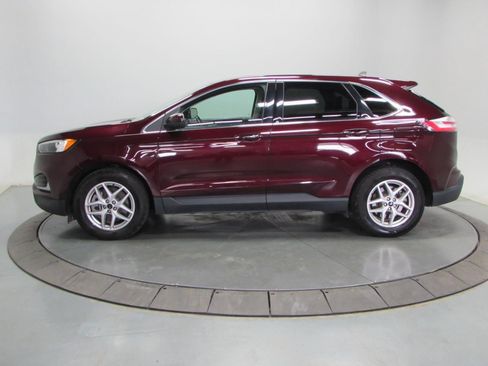 Used 2024 Ford Edge SEL AWD/4WD image 4