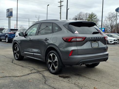 Used 2023 Ford Escape ST-Line Elite w/ Premium Technology Package image 5